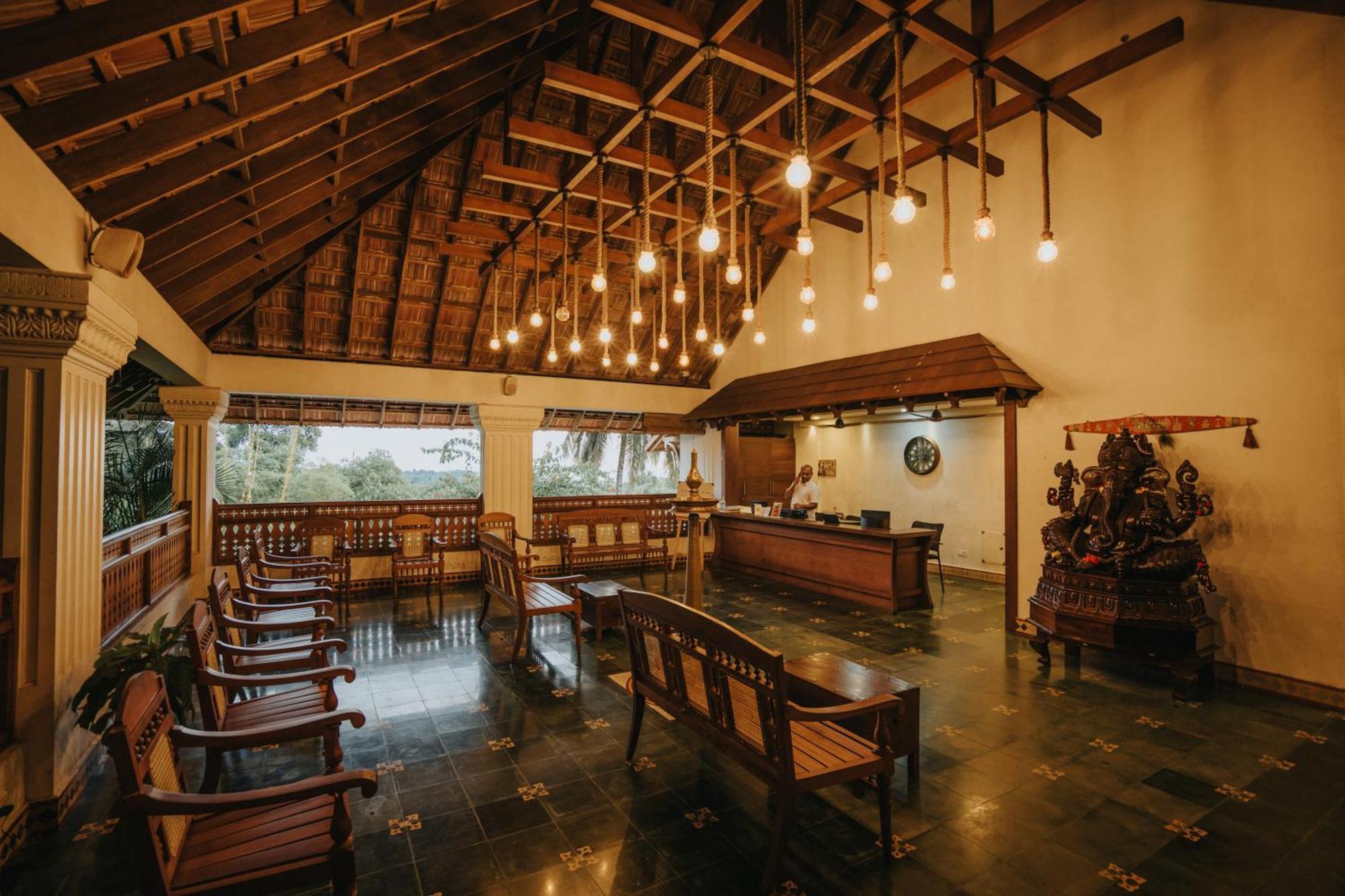 Aadisaktthi Leisure Resort, Kovalam 特里凡得琅 外观 照片