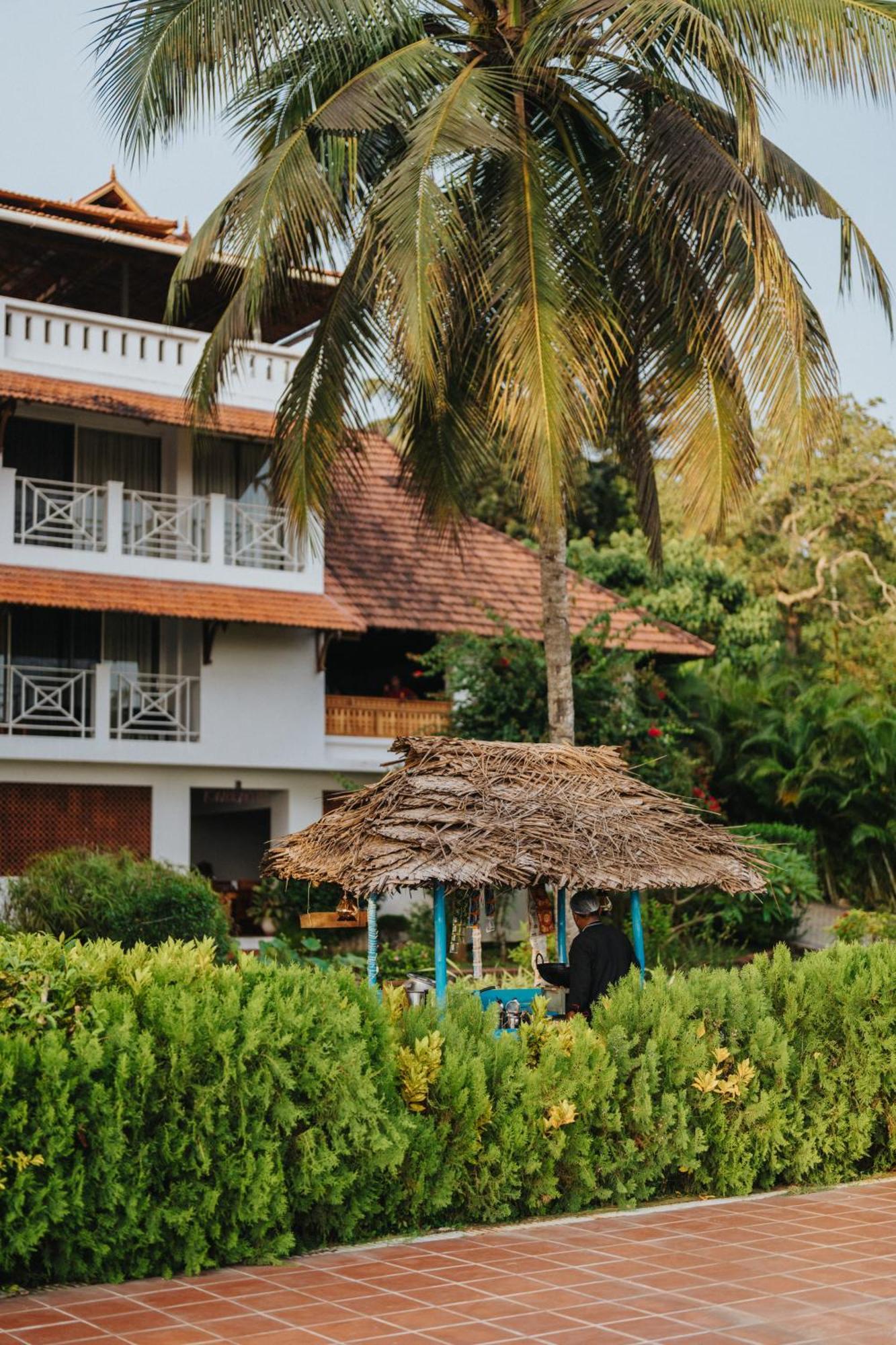 Aadisaktthi Leisure Resort, Kovalam 特里凡得琅 外观 照片