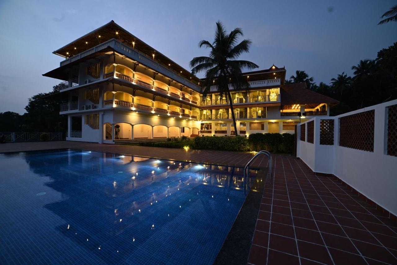 Aadisaktthi Leisure Resort, Kovalam 特里凡得琅 外观 照片