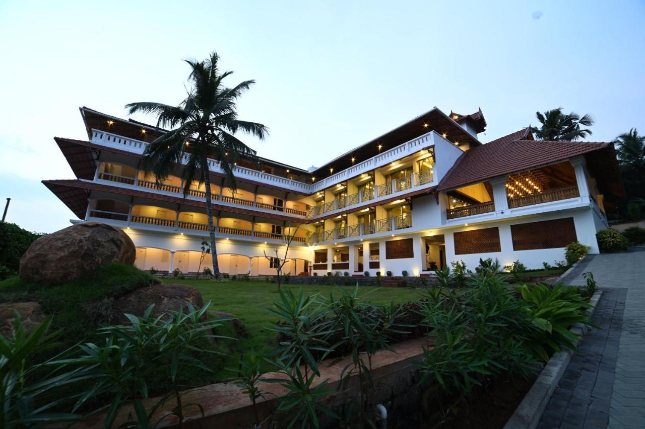 Aadisaktthi Leisure Resort, Kovalam 特里凡得琅 外观 照片
